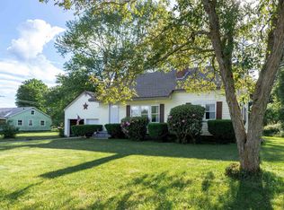 9 Indian Acres Dr, Hinsdale, NH 03451