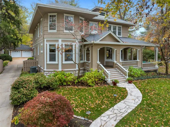 102 Mason Ave, Saint Louis, MO 63119