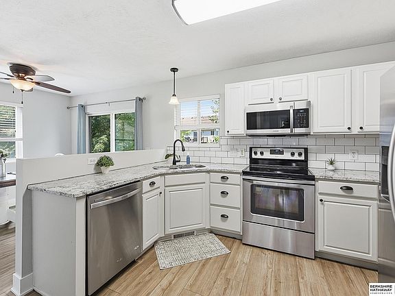 3rd image of 16102 S St