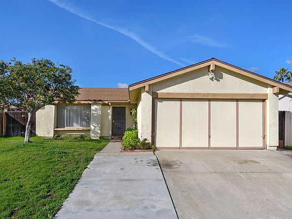 3rd image of 11284 Camarosa Cir