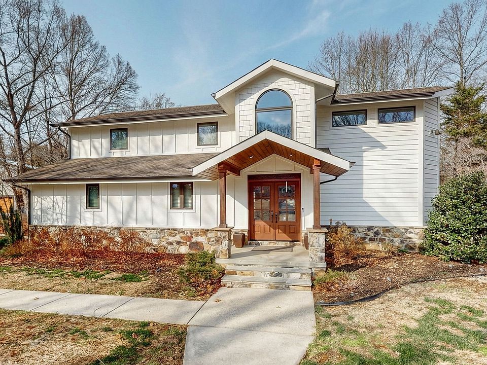 1st image of 886 Hopkins Ln