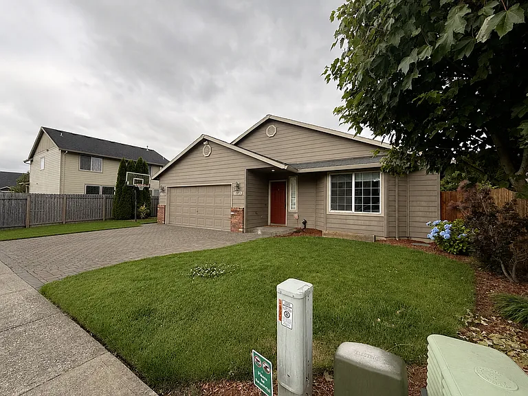 13825 SE 139th Ave — Photo 3