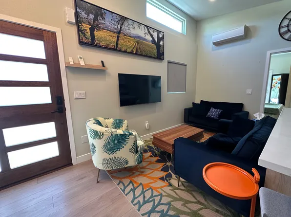 1490 Ash St #B, Napa, CA 94559