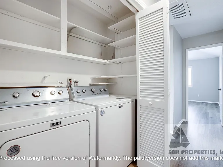 409 E Utica Ave #B21 — Photo 14