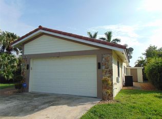 595 E River Dr, Margate, FL 33063