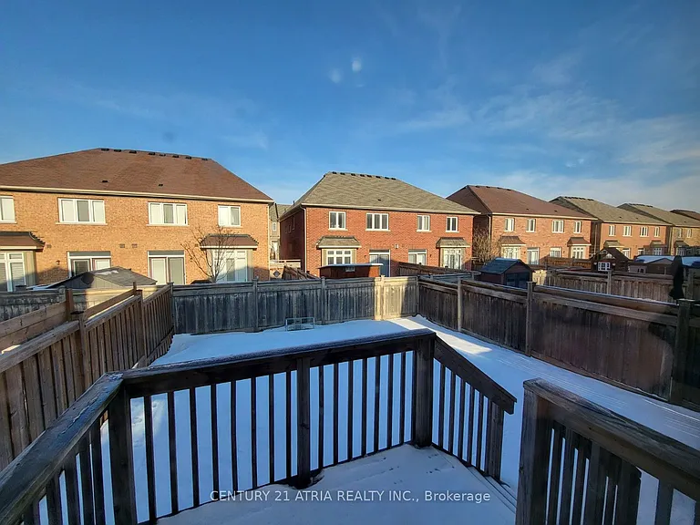 108 Lewis Honey Dr — Photo 3