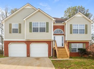 4107 Mistymorn Ln, Powder Springs, GA 30127