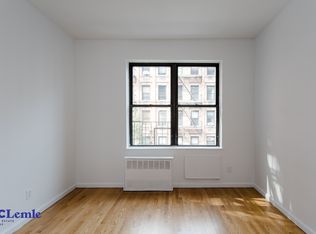 206 E 25th St #3FE, New York, NY 10010