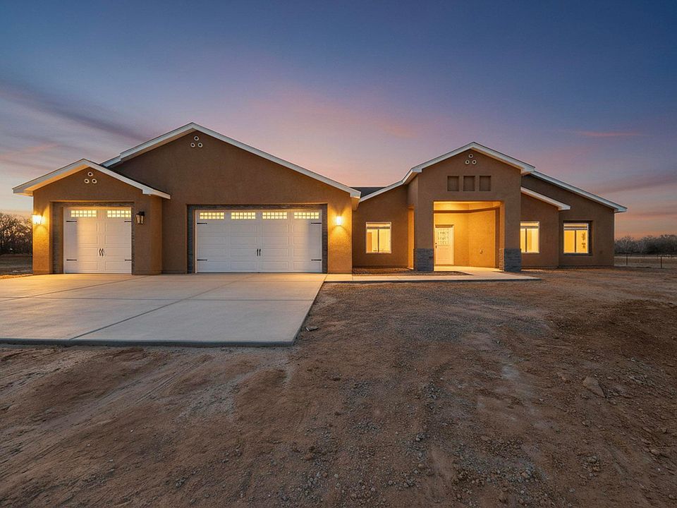 1st image of 3 Fox Den Rd