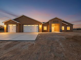3 Fox Den Rd, Los Lunas, NM 87031