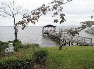 715 Arnolds Beach Rd, Roper, NC 27970