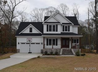 1700 Riverbank Ln, New Bern, NC 28562