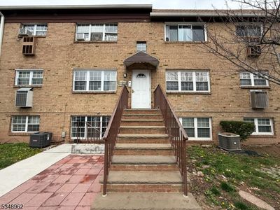 467 College Dr, Edison, NJ, 08817