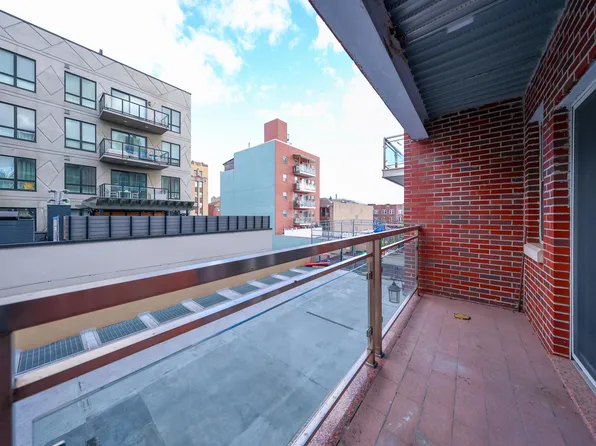 1457 West 5th Street image 11 of 29