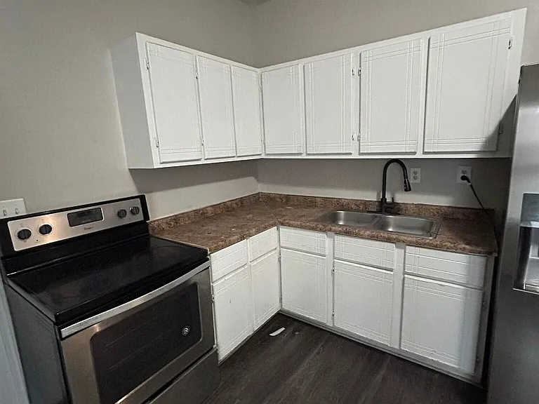 14 N Euclid Ave — Photo 10