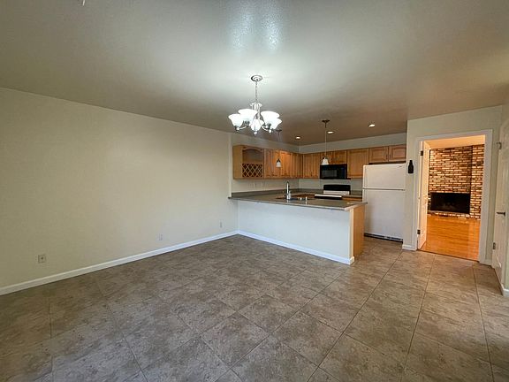 4th image of 3506 Savana Ln