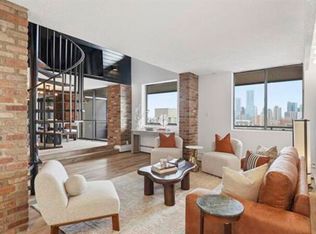 10160 115th St NW #1, Edmonton, AB