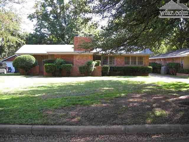 2nd image of 3007 Speedway Ave