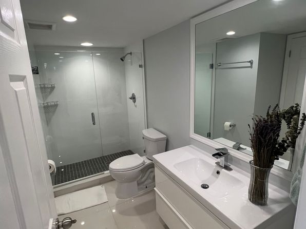 100 Lakeview Dr APT 118