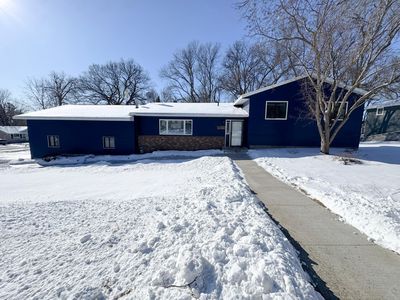 336 E Cherry Ave, Fergus Falls, MN, 56537
