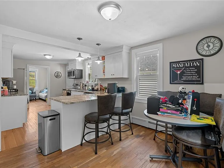 2340 S County Trl — Photo 11