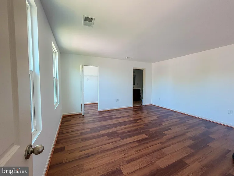 18133 Scenic Creek Ln — Photo 14