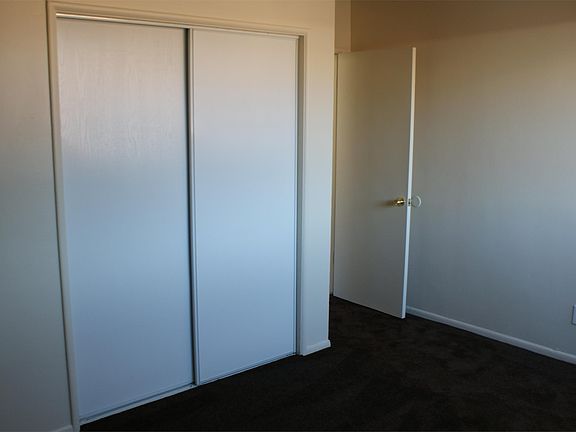 2nd image of 621 Hardin Dr APT 2