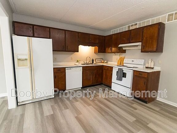 5th image of 310 Cleveland St Unit 4