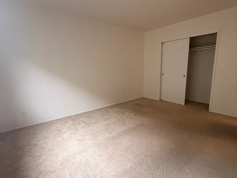 517 Stannage Ave #A — Photo 10