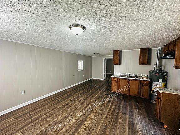 3rd image of 504 Philwood Cv #2