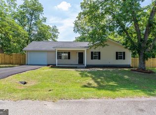 117 Royal Cir, Fitzgerald, GA 31750