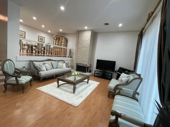 5271 Newcastle Ave Unit 1, Encino, CA 91316