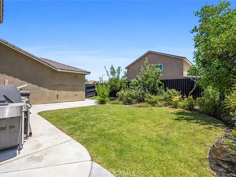 15551 Montalone Pl — Photo 32