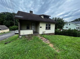 401 N Main St, Houston, PA 15342