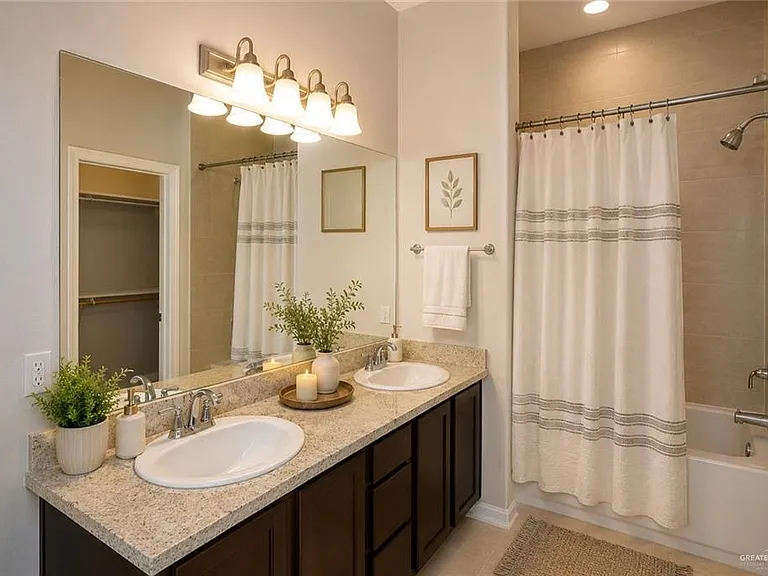 2705 Mimosa St #10 — Photo 5