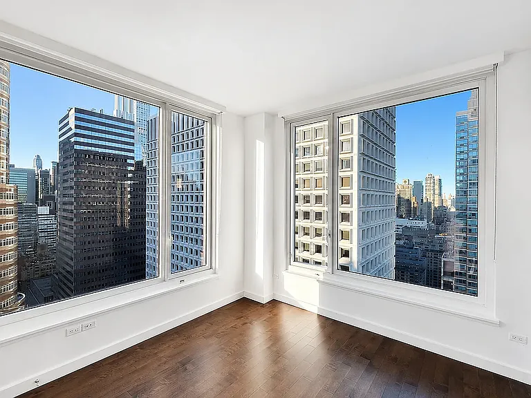 232 E 54th St #36AA — Photo 5