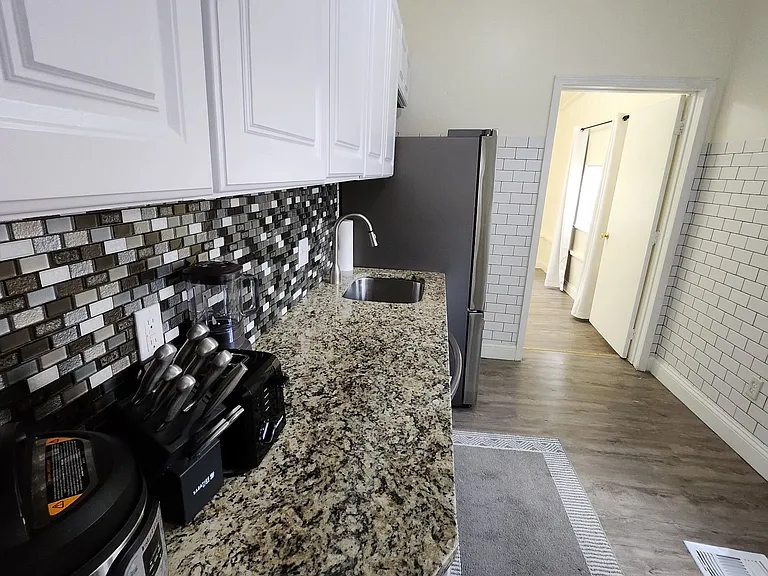 6304 Cabanne Ave — Photo 21
