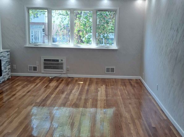 2787 E 65th St FLOOR 1
