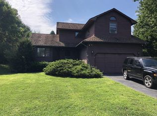 6 Blueberry Ln, Methuen, MA 01844