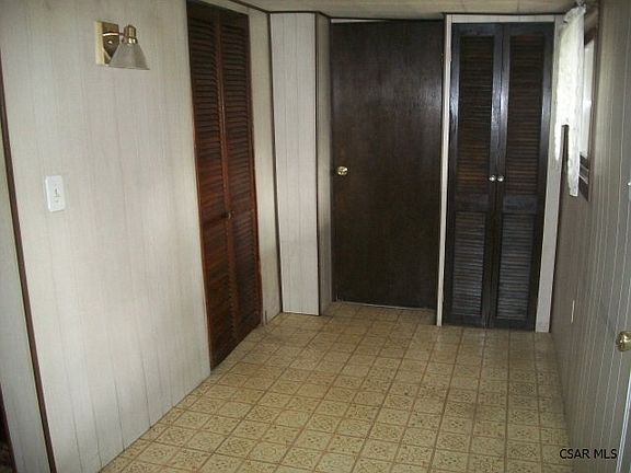 5th image of 120 Clara Ln