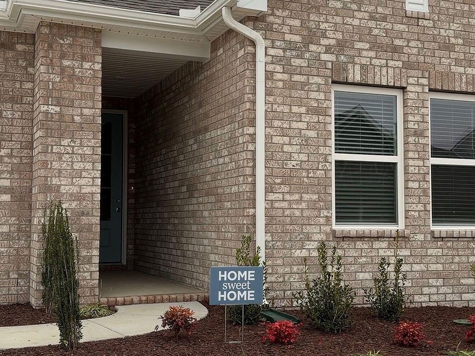 1st image of 426 Duchess Blvd