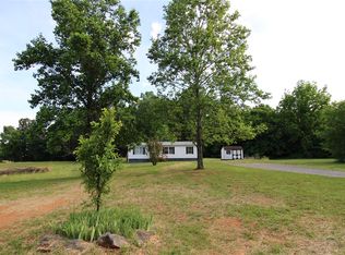 5409 Bowling Green Rd, Scottsville, KY 42164