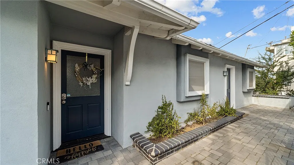 3 bed, 1757 sqft, $4,495 — Photo 3