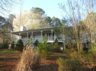 3108 Lakepoint Cir, Acworth, GA 30102