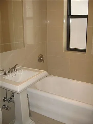 Rented by Stonehenge NYC LLC | media 10