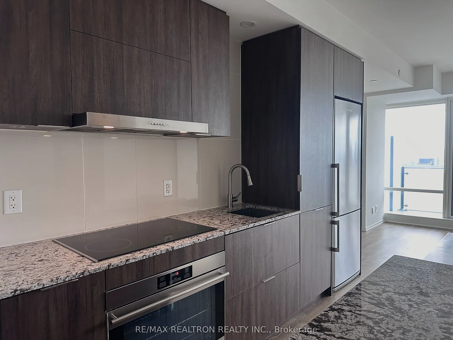 2 bed, $2,900 — Photo 3