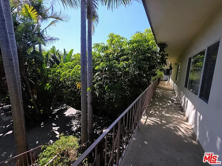 309 Broadway St #19 — Photo 33