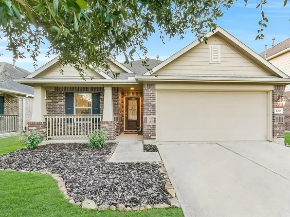 2410 Brown Maple Dr, Fresno, TX 77545