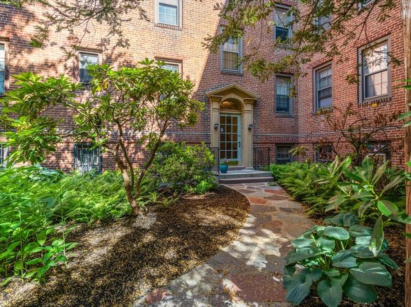 16 Ware St APT 31, Cambridge, MA 02138