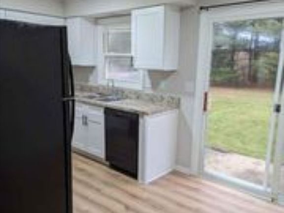2nd image of 1436 Ellesmere Ave NW